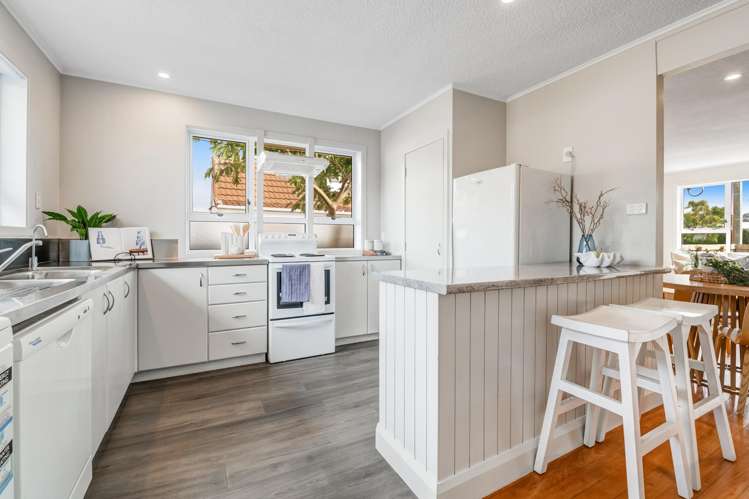 1/179 Centreway Road Orewa_12