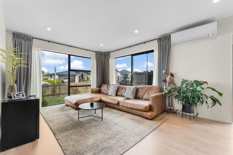 8 Kuinga Street Milldale_7