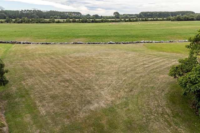 Stunning Section With Outlook - 2114m2