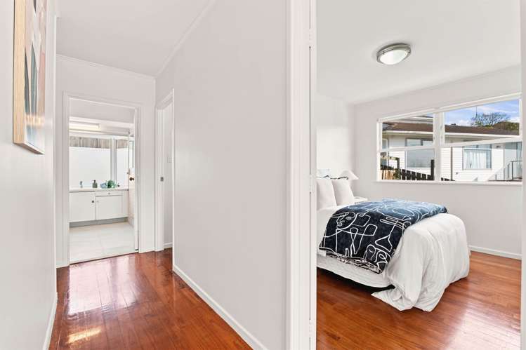 33 Hatherlow Street Glenfield_10