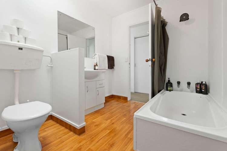 23 Gill Road Awanui_11