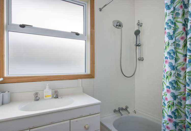 71 Kensington Road Waihi_10