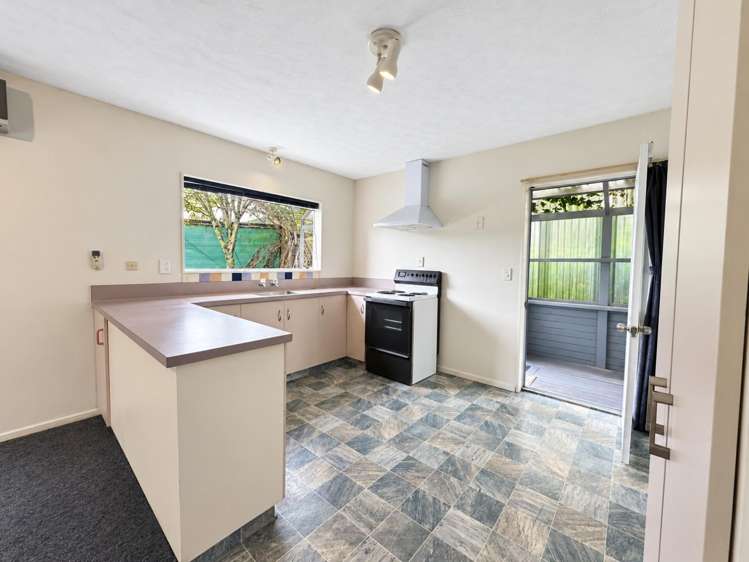 36A The Ridgeway 10816_1