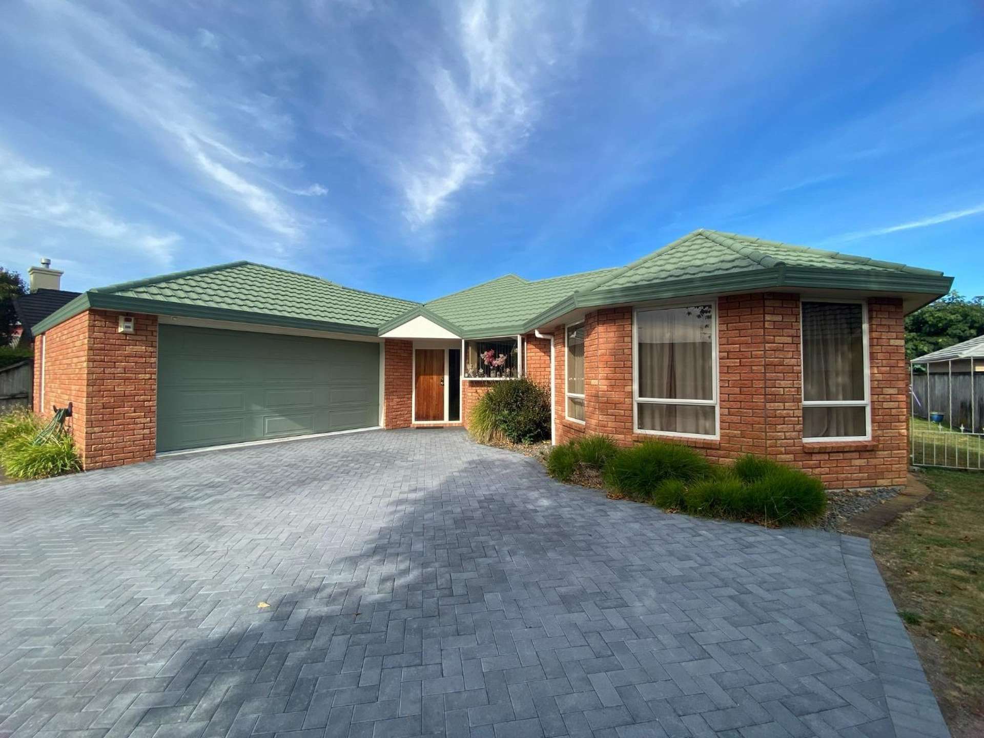 8 Waipuna Place 2612_0