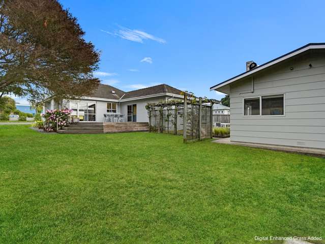 Family Home - Large Section -  Central Location