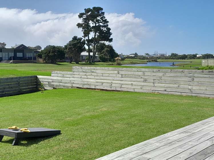 143 Ngaio Drive Matarangi_14