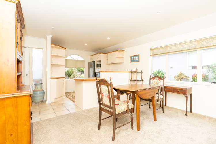 24/16 Rototuna Road Flagstaff_14