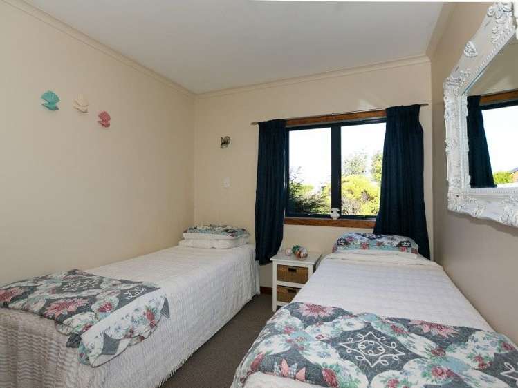 5881 Mountain Road Normanby_21