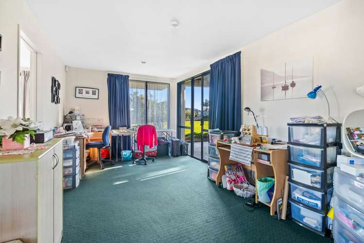 9 Pebble Beach Boulevard Te Kamo_8