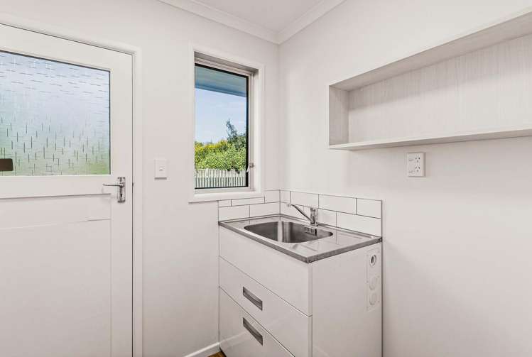 1/8a McDonald Street Napier South_9