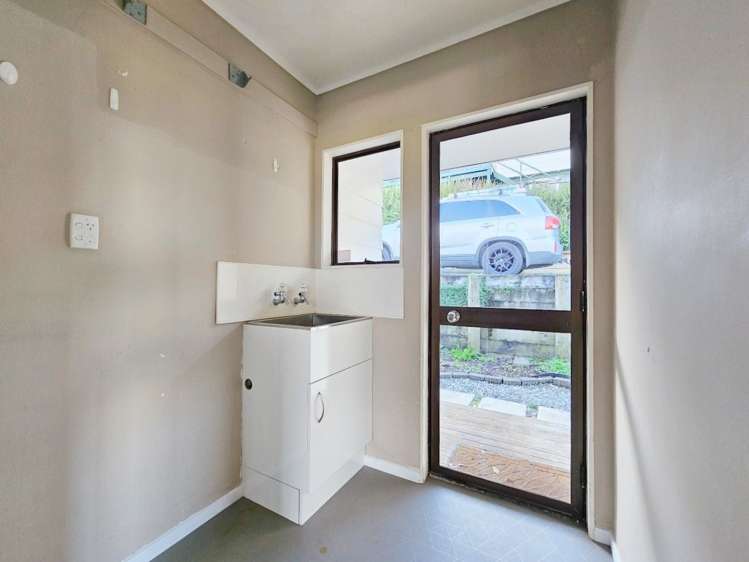 35B Eureka Place Parahaki_13
