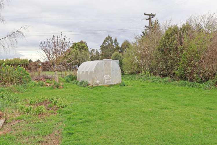 14 Danube Road Winton Surrounds_34