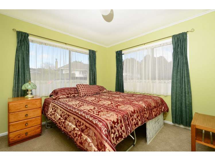 17 Mickle Street Te Atatu South_10