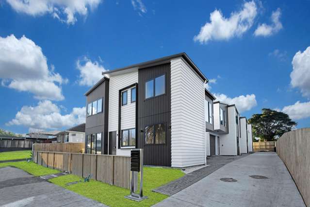 Lots 1&2/5 The Boulevard Sunnyhills_1