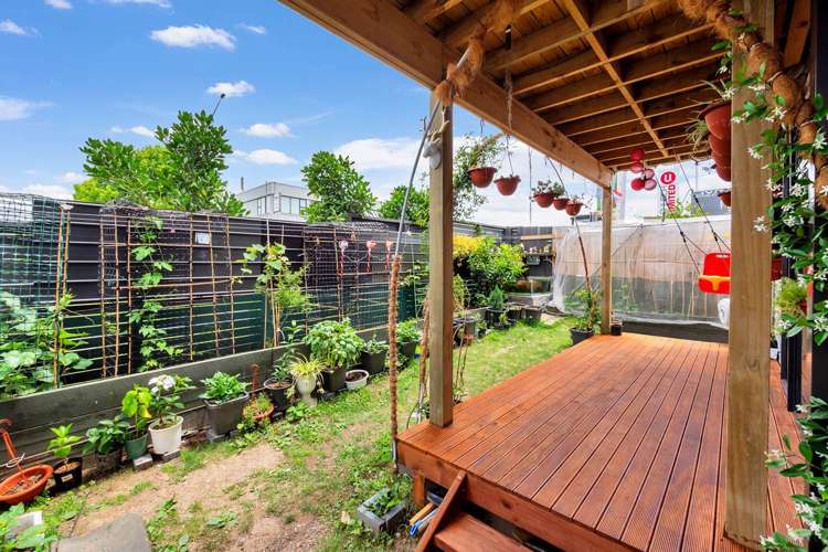 4337 Great North Road Glendene_30