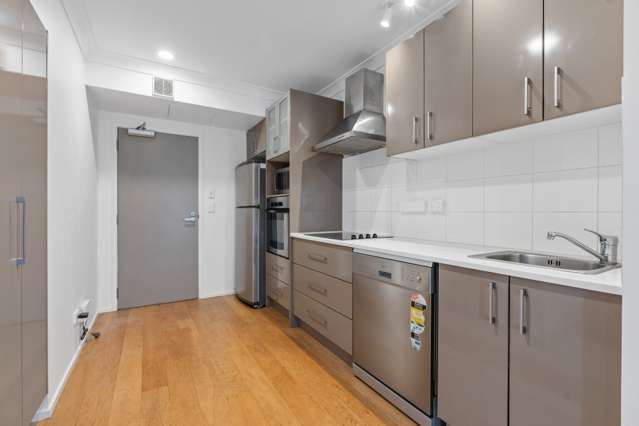 1A/33 Mackelvie Street 10031_2
