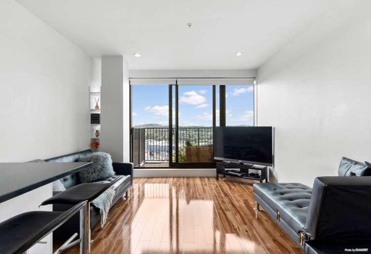 1402/20 Mccrae Way New Lynn_1