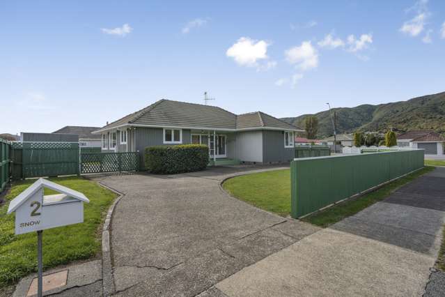 2 Devon Street Wainuiomata_1