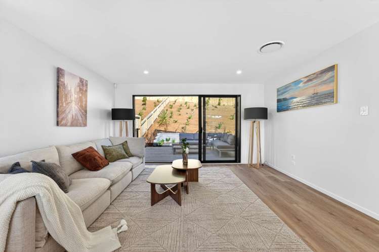 242E West Hoe Heights Orewa_9