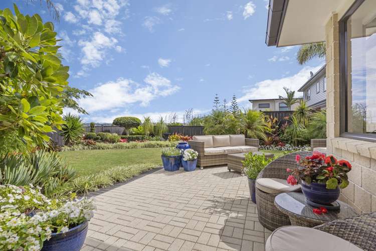 99 Pine Harbour Parade Beachlands_15