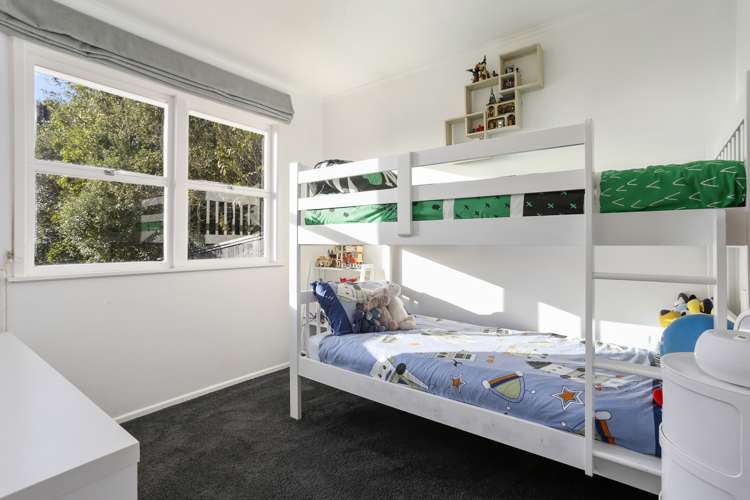 3 Easter Parade Glen Eden_14