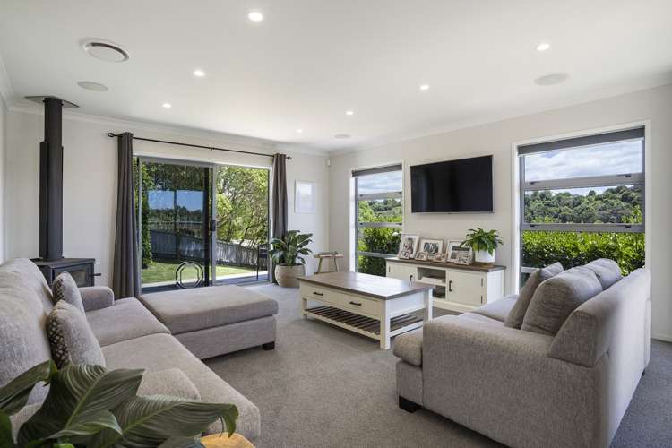 10 Danny Place Pyes Pa_7