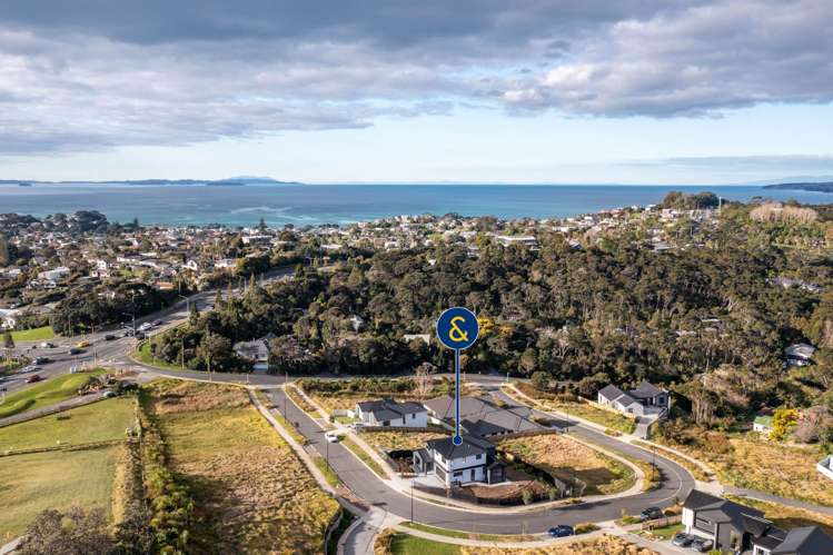 11 Awanui Road Red Beach_41