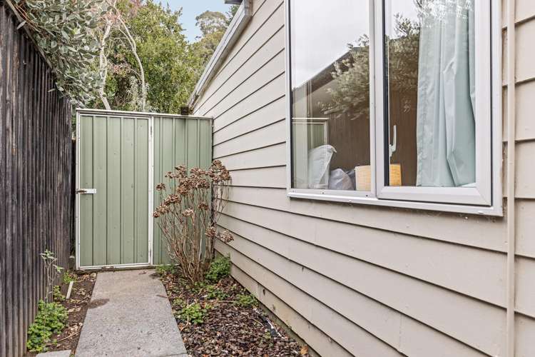 8a Nayland Street Sumner_15