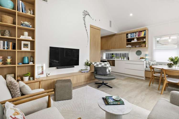 59 Endeavour Street Lyall Bay_6