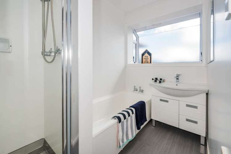 8 Rowlands Avenue Mount Wellington_8