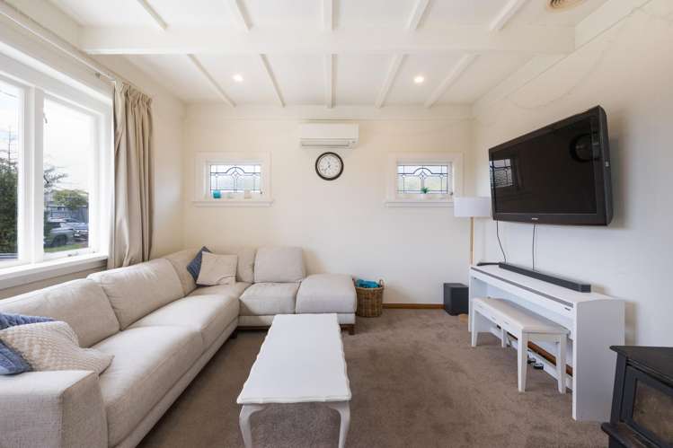 18 Burns Avenue Takaro_7
