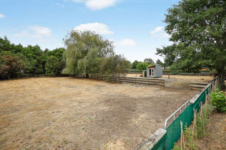 130 Holmwood Drive Ngahinapouri_22