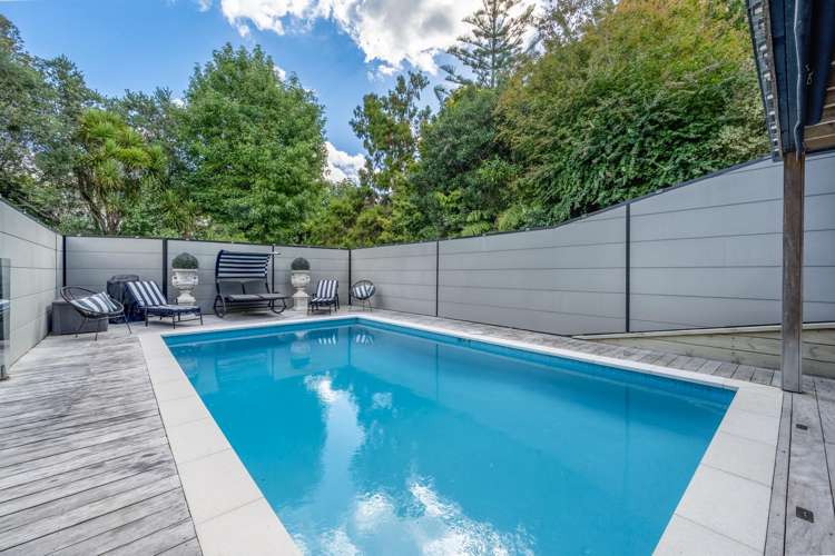 7 Hartles Place Mellons Bay_19