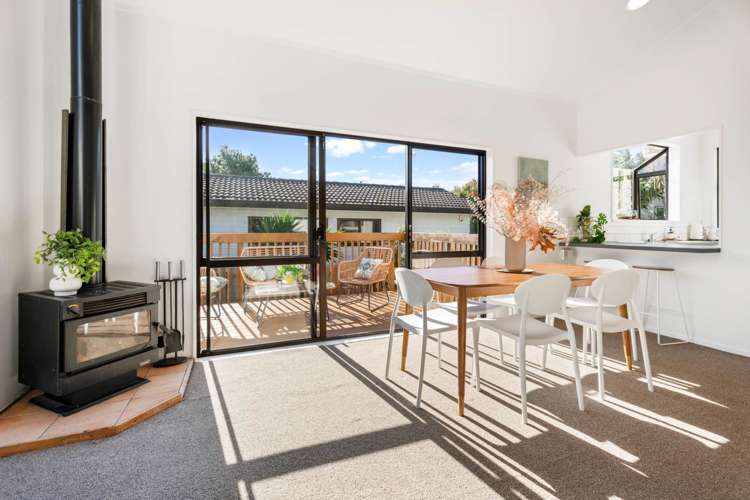 2/14 Abbotts Way Remuera_5