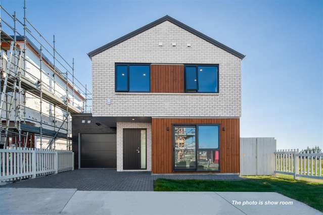 Functional Family Living by the Water