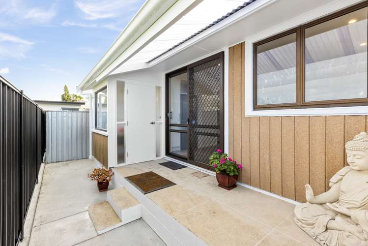 3 Warwick Crescent Taradale_14