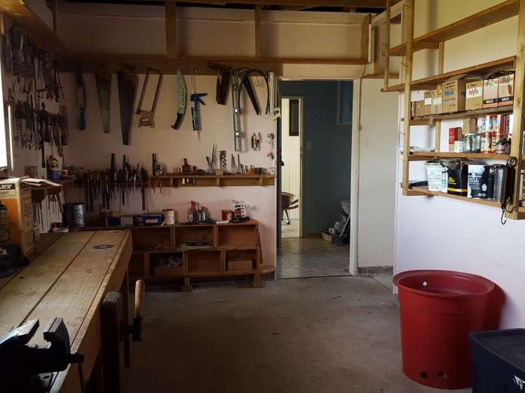 113 Broadway Carterton_16