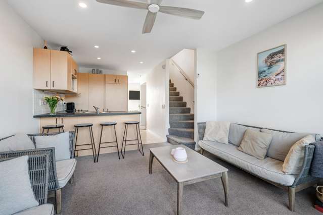 24/3 Riverside Road Orewa_3