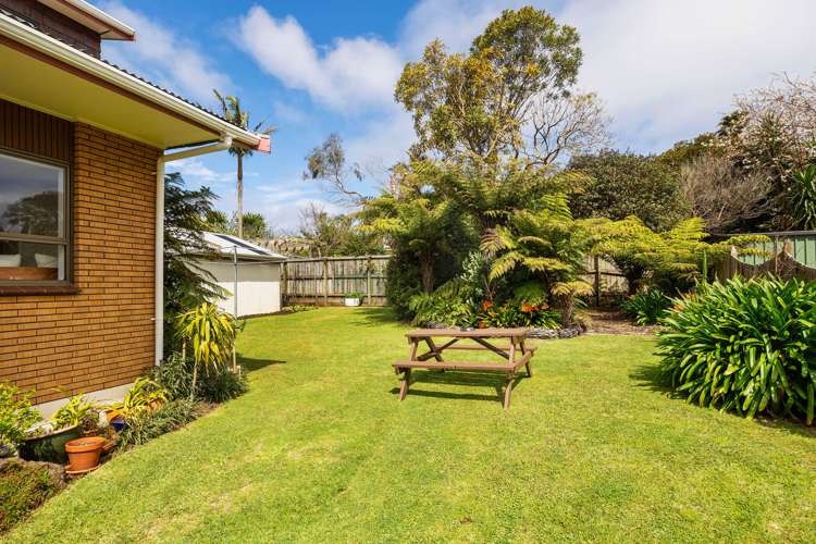 10 Francis Ryan Close Mount Albert_24