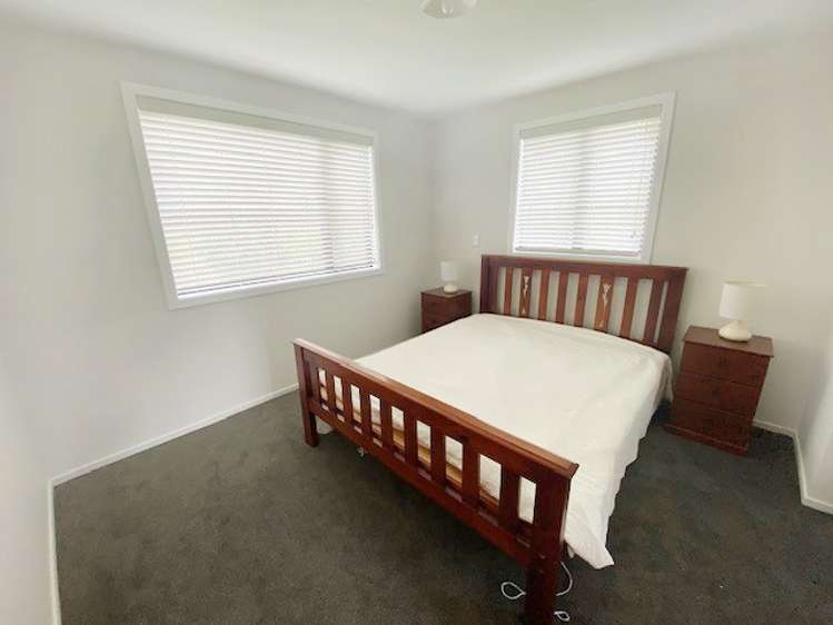 1 Bank Street 1384_3