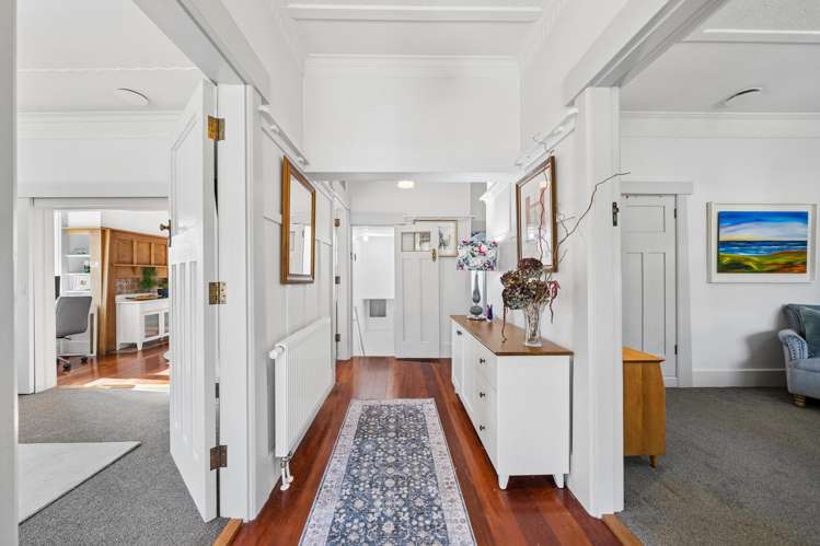 24 Homewood Crescent_5