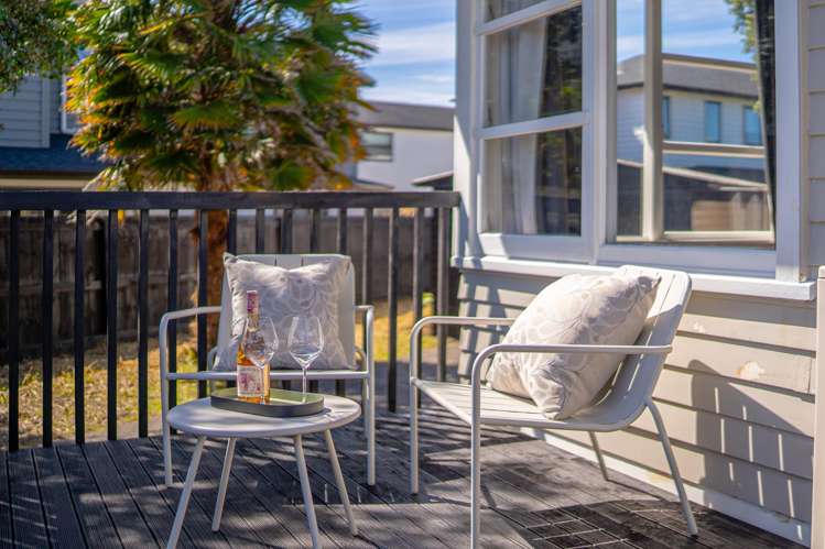 24 Mackenzie Street Te Atatu South_19