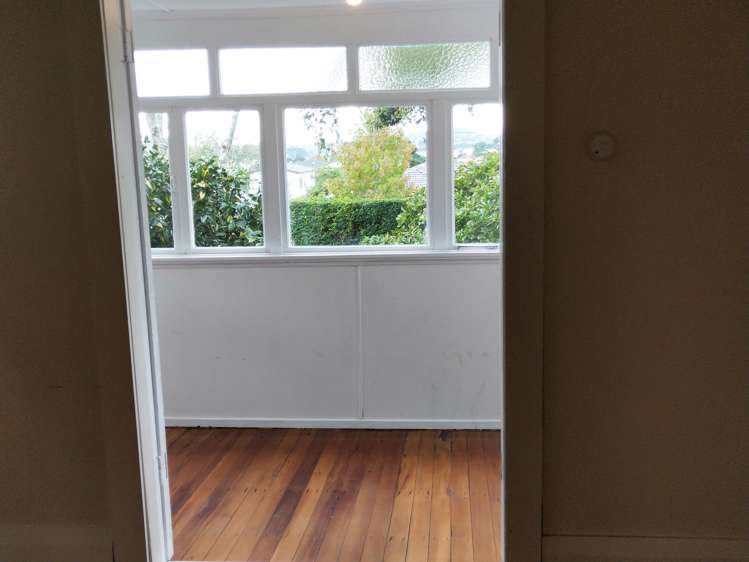 55 Willerton Avenue New Lynn_15