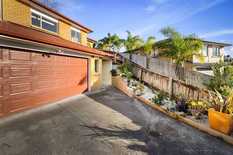 17 Exotic Place Massey_15