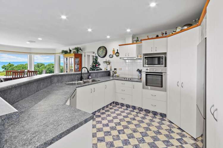 1801 East Coast Road Whakatiwai_17