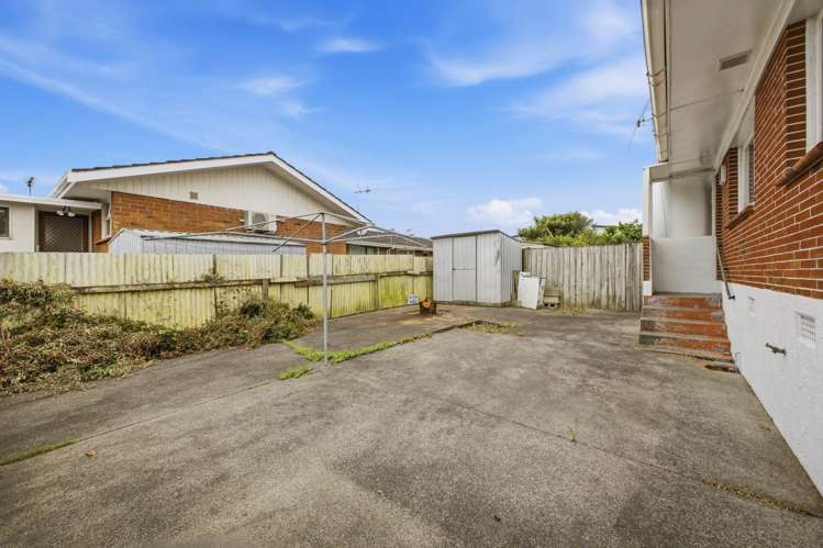 2C Fraser Road Papatoetoe_11