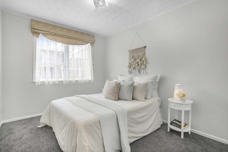 38 Momona Street Wainuiomata_12