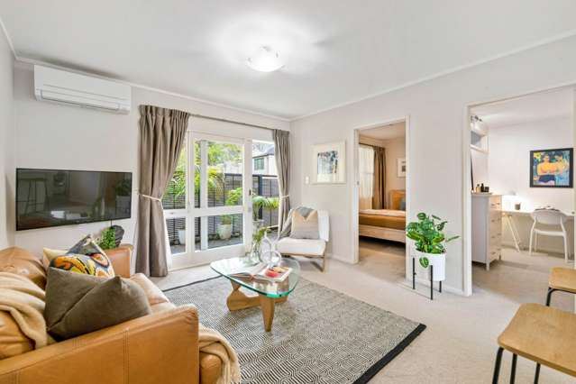 3/69A Landscape Road Mt Eden_2