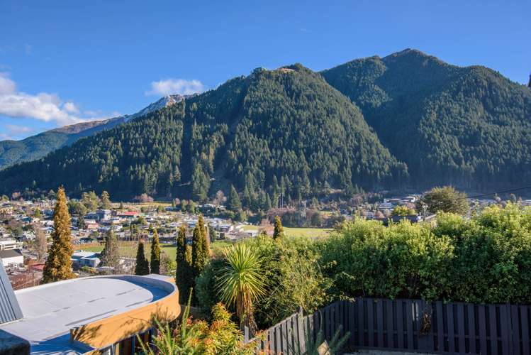 17b Malaghan Street Queenstown_15