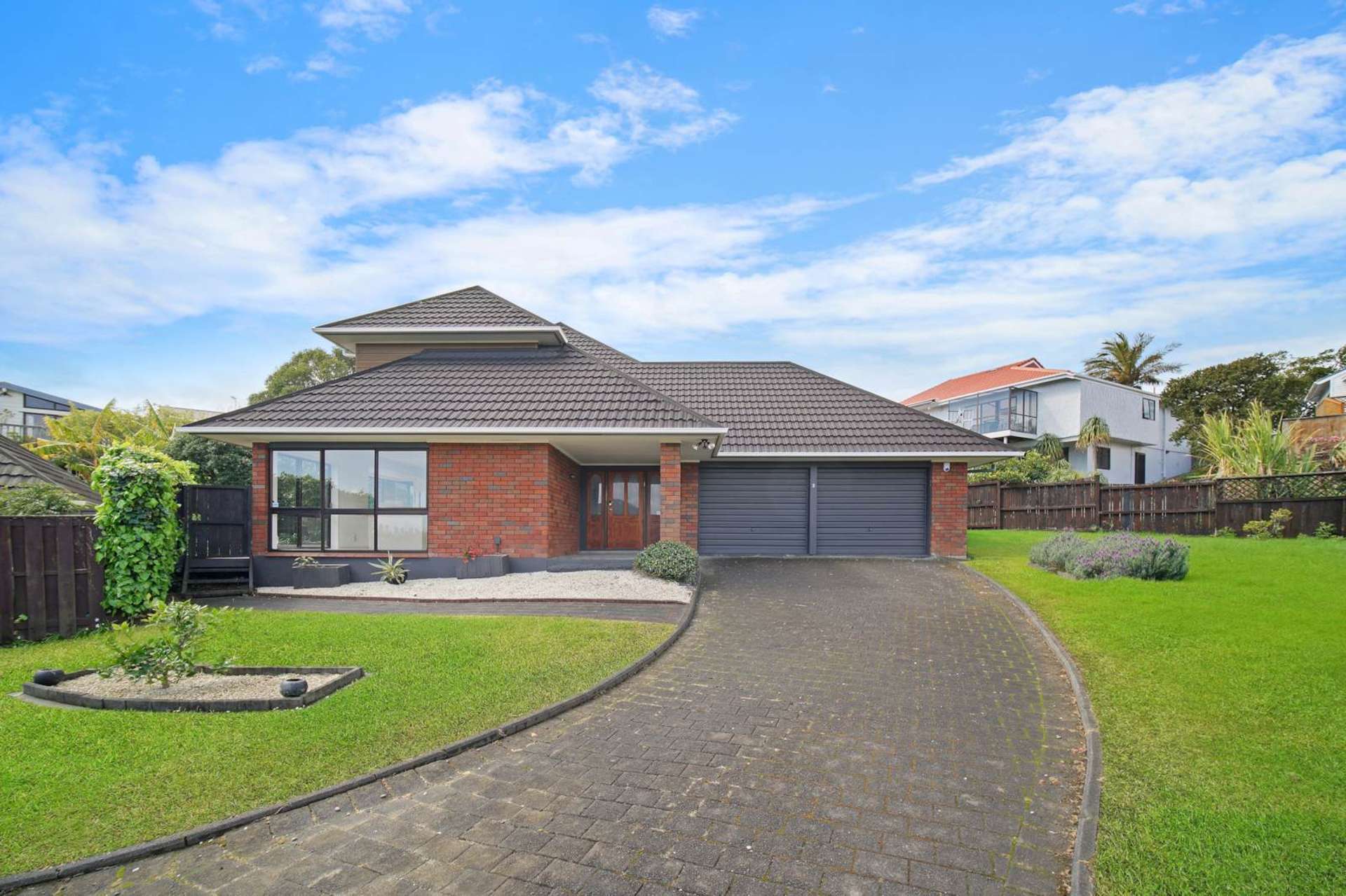 3/6 Waikato Place St Johns_0